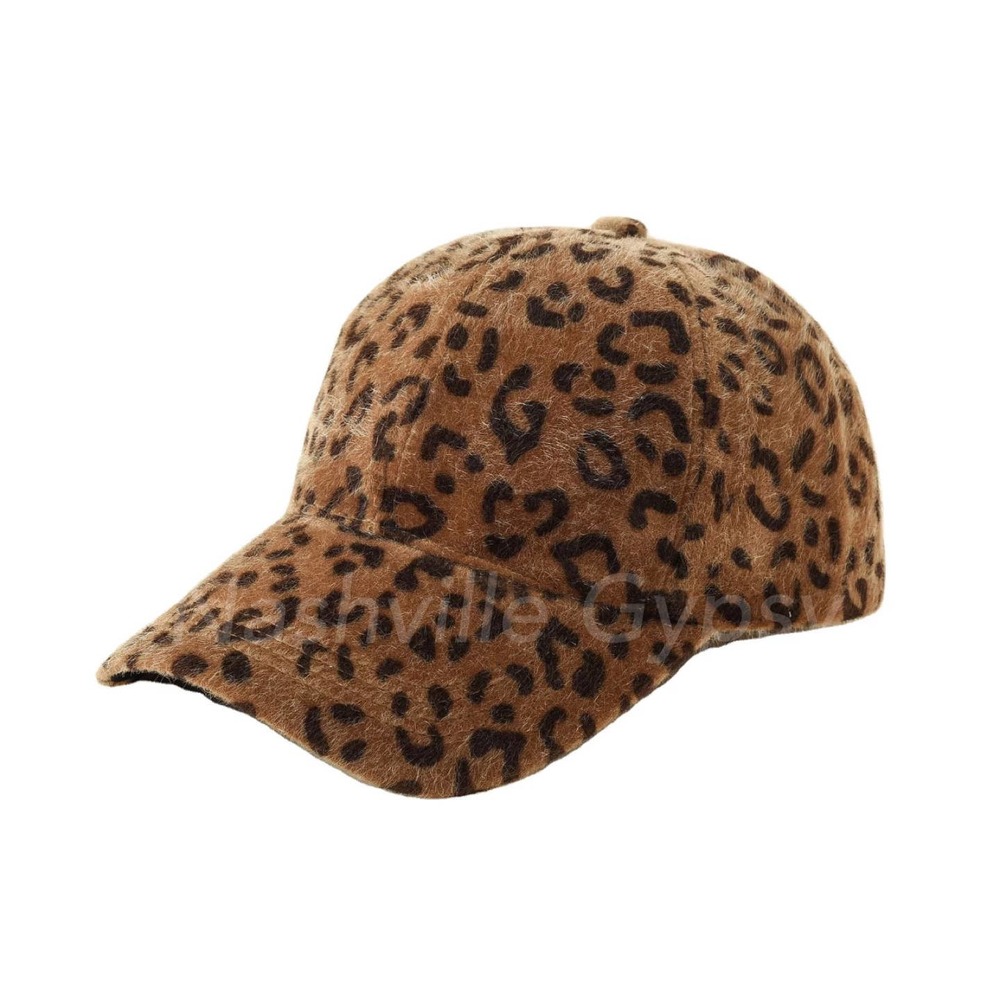 NWT Leopard Animal Print Fuzzy Baseball Hat Brown